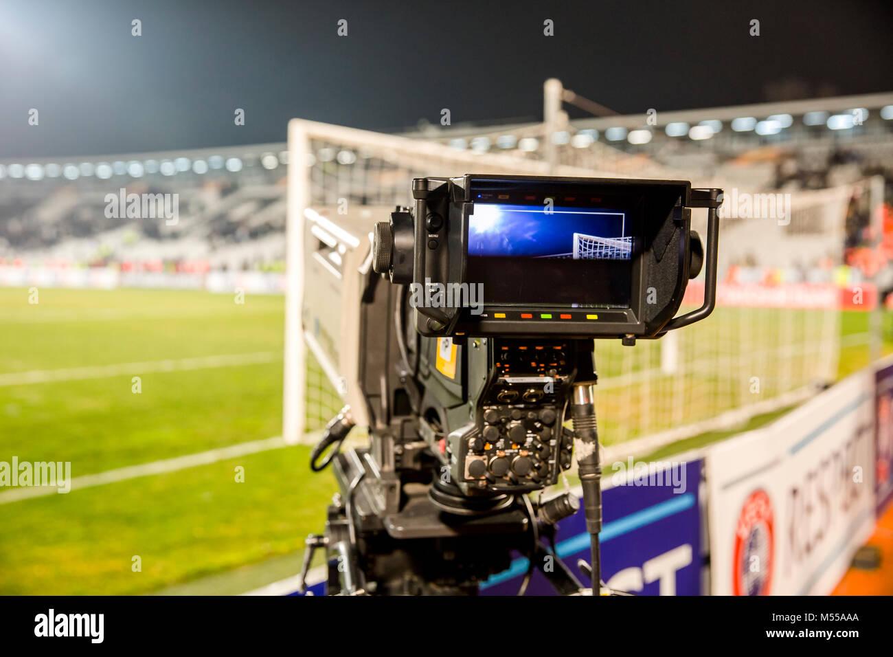 /medias/camera-stade.jpg